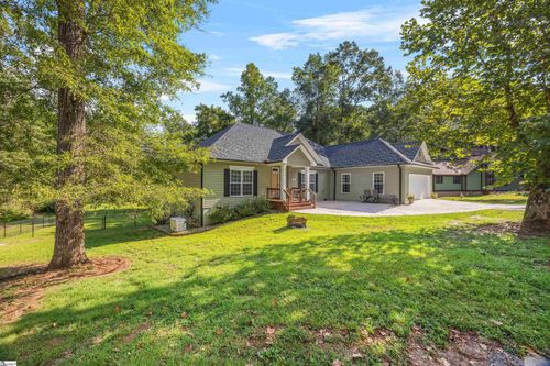 70 Washington Dr, Piedmont, SC, 29673-9764 | Card Image