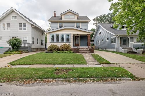 3619 W 132nd St, Cleveland, OH, 44111-3401 | Card Image