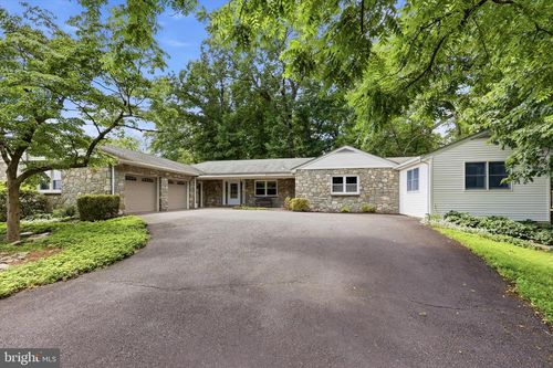 165 Godshall Rd, COLLEGEVILLE, PA, 19426-3523 | Card Image