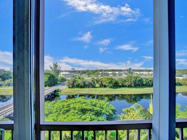 APT-601 - 2200 S Cypress Bend Dr, Condo with 2 bedrooms, 2 bathrooms and null parking in Pompano Beach FL | Image 59