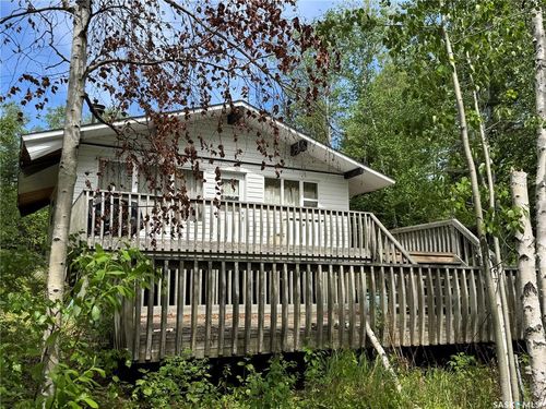 803 Willow Street, Lac La Ronge Provincial Park, SK, S0J1L0 | Card Image