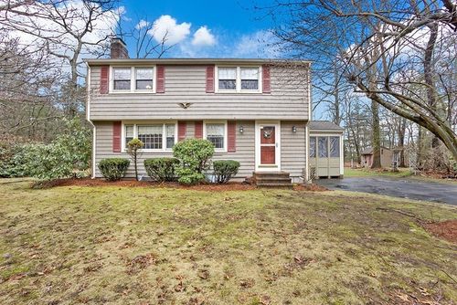 12 Beach St, Foxboro, MA, 02035-1130 | Card Image