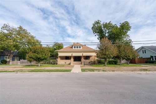 1605 S Main St, Georgetown, TX, 78626-6728 | Card Image