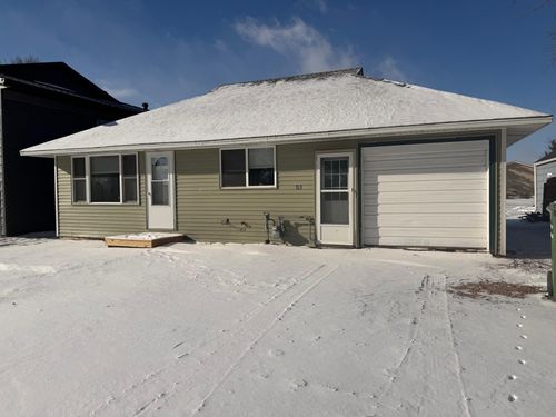 713 Pershing Blvd, Worthington, MN, 56187-1263 | Card Image