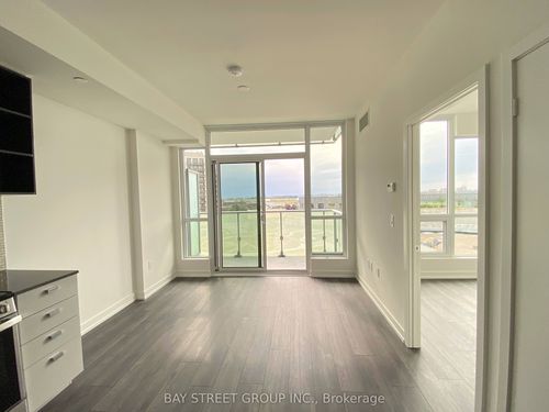 814-10 De Boers Dr, North York, ON, M3J0L6 | Card Image