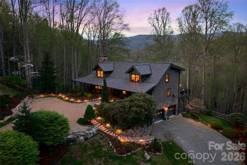 151 Man O War South, Vilas, NC, 28692 | Card Image