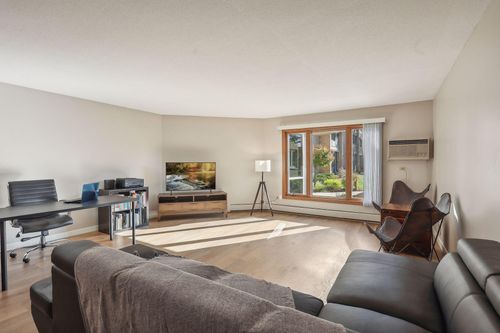 114-4350 Brookside Ct, Edina, MN, 55436-1449 | Card Image