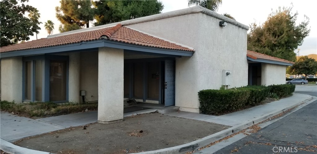 1450 E Cooley Dr, Colton, CA 92324