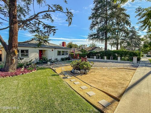 484 N Sierra Madre Blvd, Pasadena, CA, 91107-2838 | Card Image