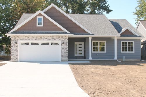 39159 Chart St, Harrison Township, MI, 48045-1884 | Card Image