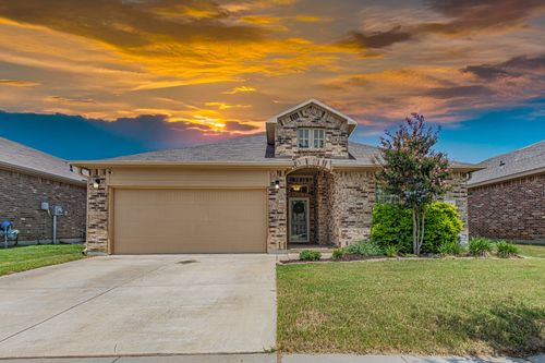 324 Lemon Mint Ln, Denton, TX, 76210-1518 | Card Image