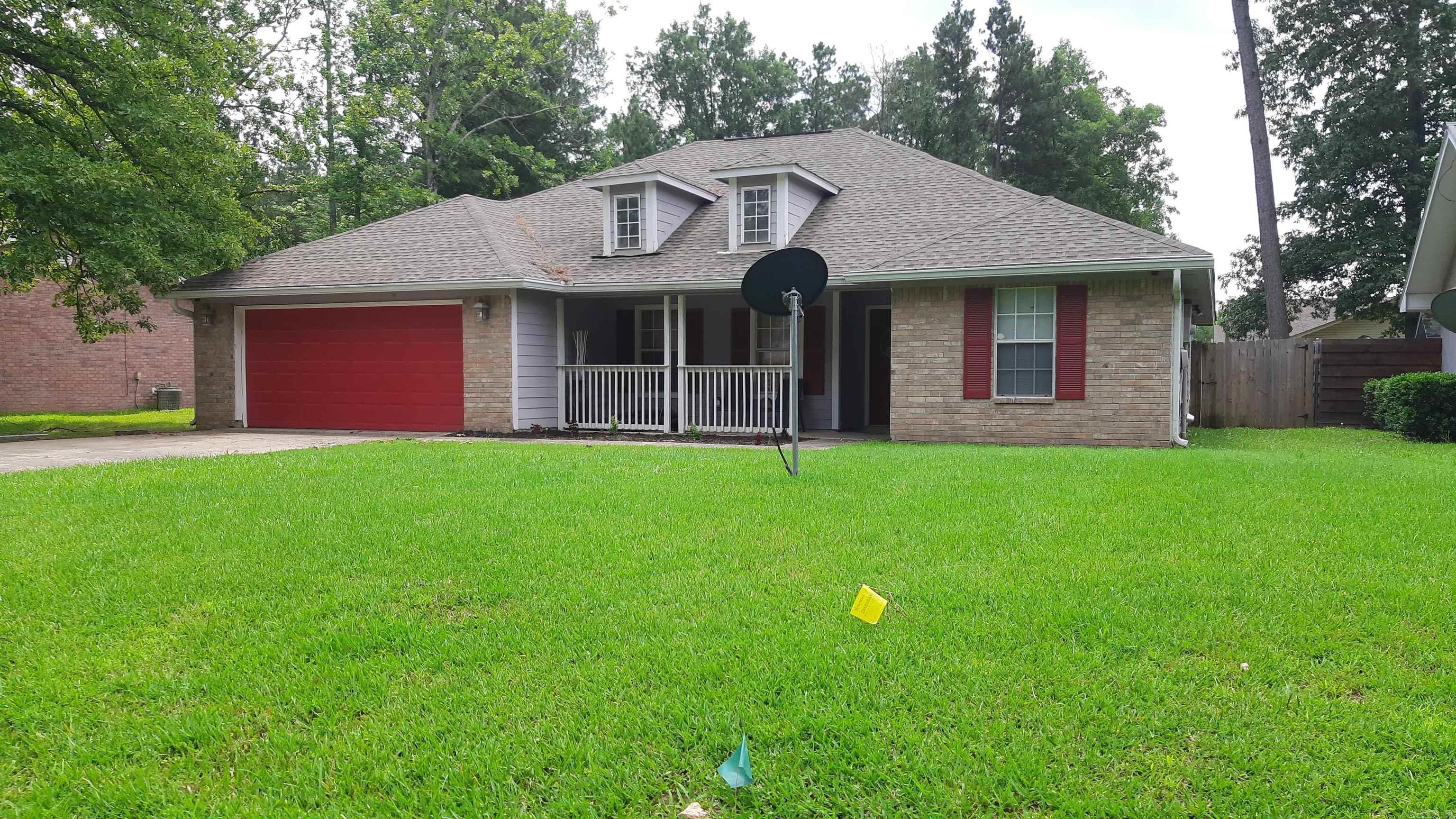 War Eagle Dr, Pine Bluff, AR 71603