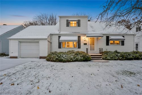 1711 Rush Rd, Wickliffe, OH, 44092-1128 | Card Image