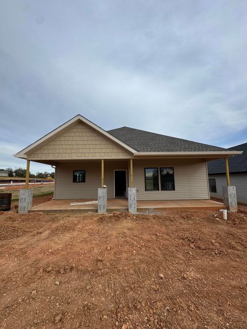 923 Stratford Ave, Sweetwater, TN, 37874-2500 | Card Image