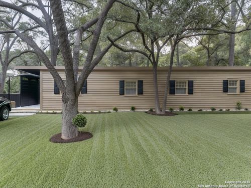 1665 Roadside Dr, Canyon Lake, TX, 78133-4497 | Card Image