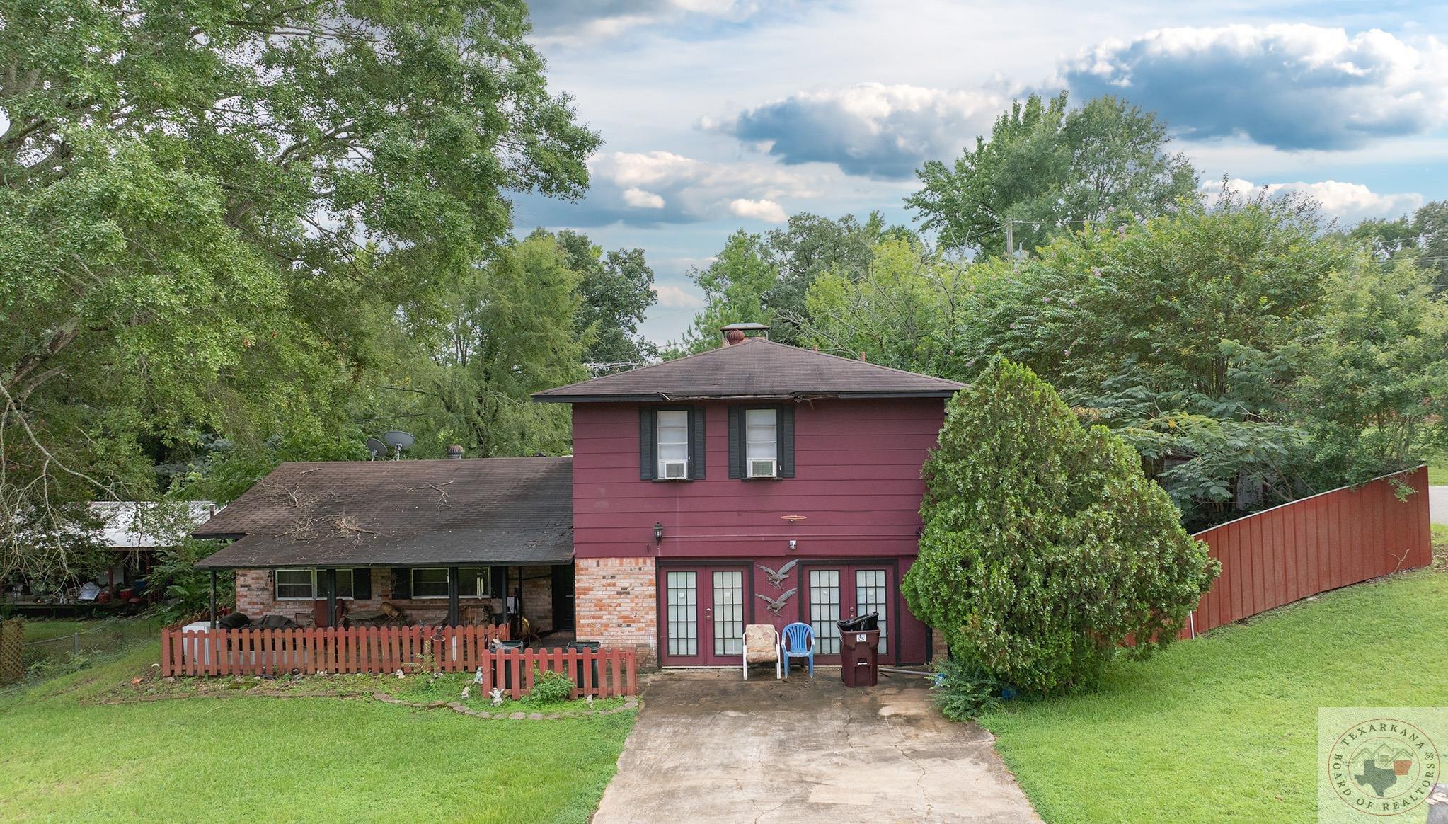 Eleanor St, Atlanta, TX 75551