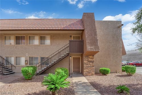 349-5386 River Glen Dr, Las Vegas, NV, 89103-7407 | Card Image