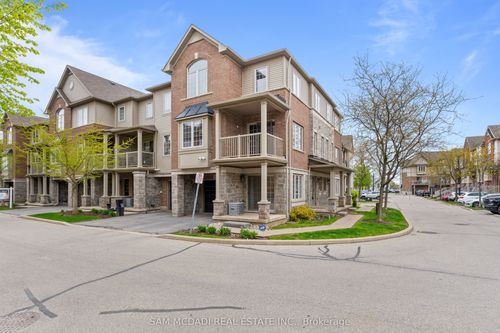 80-1401 Plains Rd E, Burlington, ON, L7R0C2 | Card Image