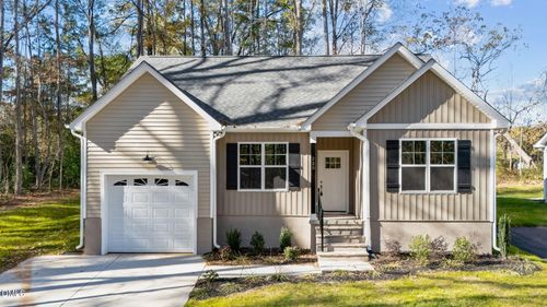 220 E College St, Franklinton, NC, 27525-1606 | Card Image