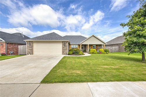 951 Trailwood Street, Tontitown, AR, 72762 | Card Image