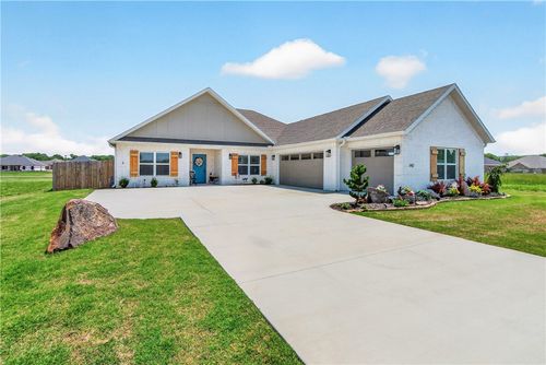 142 N Box Turtle Avenue, Farmington, AR, 72730 | Card Image