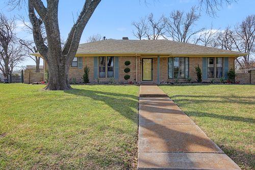 208 Ashe Bend Dr, Rockwall, TX, 75087-8705 | Card Image