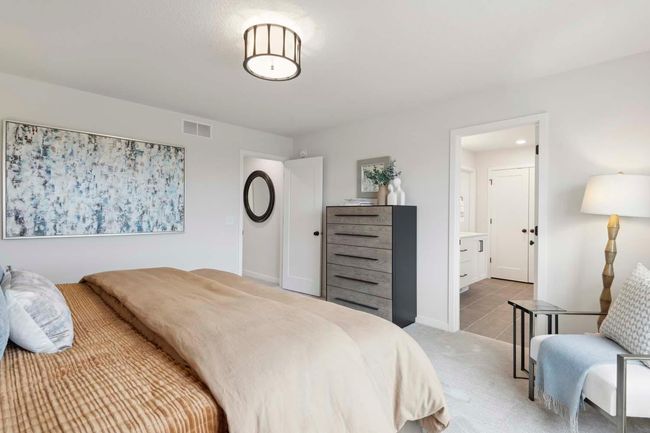 Photo taken from previous model with a similar floorplan. While similar, some options shown in the picture may not be included in this pricing. Please ask for a detailed list of included features for this listing. | Image 48