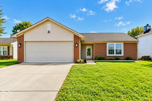 6411 River Run Dr, Indianapolis, IN, 46221-4225 | Card Image