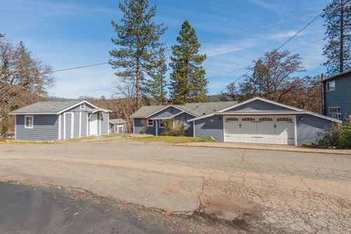 30 Paulsen St, Weaverville, CA, 96093 | Card Image