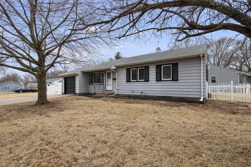 612 Waverly Rd, Davenport, IA, 52804-4315 | Card Image