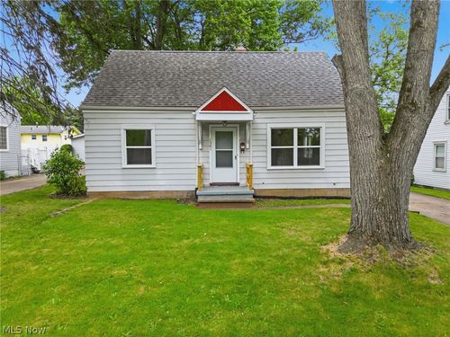 1381 Greenwood Ave, Akron, OH, 44320-3420 | Card Image