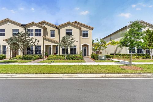 26450-26450 Sw 148th Ct, Homestead, FL, 33032-5330 | Card Image