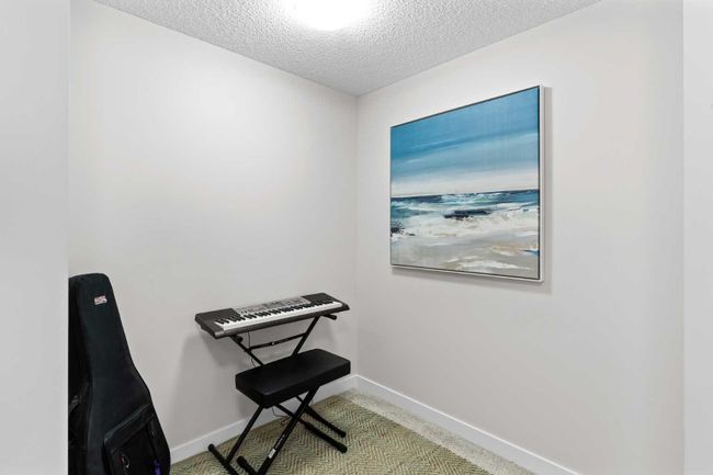 2836 Anton Wynd Sw, Home with 3 bedrooms, 2 bathrooms and 4 parking in Edmonton AB | Image 32