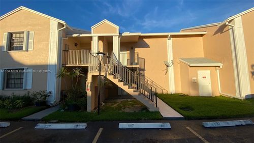 apt-f-1017 Washington Cir, Homestead, FL, 33034-3685 | Card Image