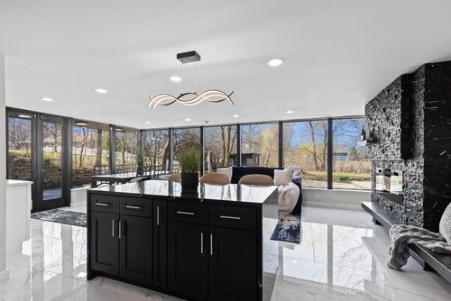 N69W13127 Harding Drive, Menomonee Falls, WI, 53051 | Card Image