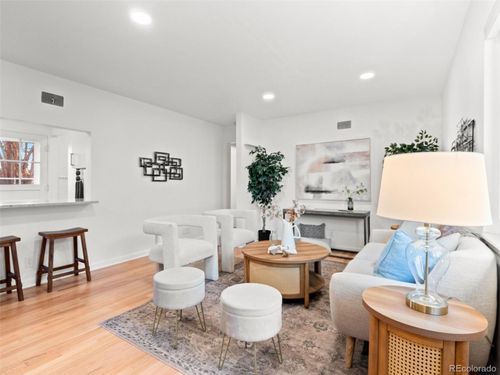 1820 S Saint Paul St, Denver, CO, 80210-3532 | Card Image