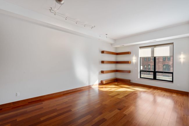 UNIT-301 - 100 3 Rd Ave S, Condo with 2 bedrooms, 2 bathrooms and null parking in Minneapolis MN | Image 23