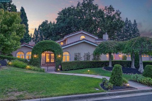 4211 Blackhawk Meadow Pl, Danville, CA, 94506-5826 | Card Image