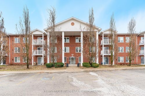 119-49 Jacobs Terr, Barrie, ON, L4N0W4 | Card Image
