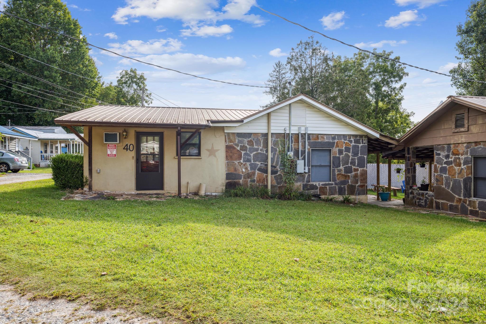 Walnut Run, Bryson City, NC 28713