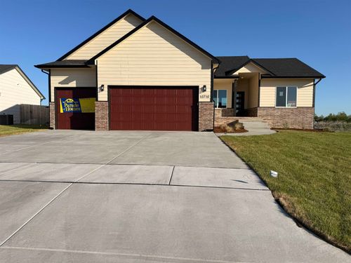 10710 E Bonita St, Wichita, KS, 67207-7604 | Card Image