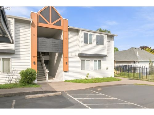 48-10690 Sw Davies Rd, Beaverton, OR, 97008-4304 | Card Image