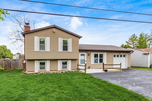 2463 Brown Rd, Grove City, OH, 43123-1601 | Card Image