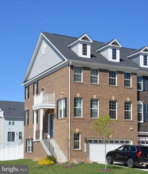 10851 Foxtrot Cir, UPPER MARLBORO, MD, 20772-4035 | Card Image