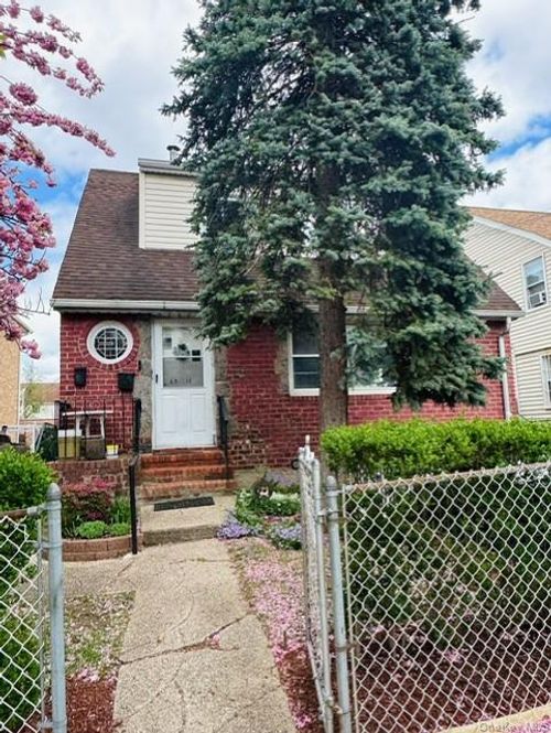 45-11 156th St, Flushing, NY, 11355-1724 | Card Image