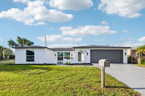 3400 Supreme Dr, HOLIDAY, FL, 34691-4703 | Card Image