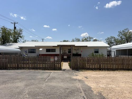 4900 Wasson Rd, Big Spring, TX, 79720-7165 | Card Image