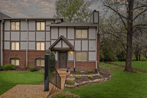 5320 Edmondson Pike, Nashville, TN, 37211-5805 | Card Image