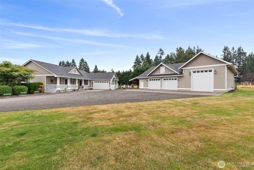 125 Twin View Ln, Winlock, WA, 98596-9774 | Card Image