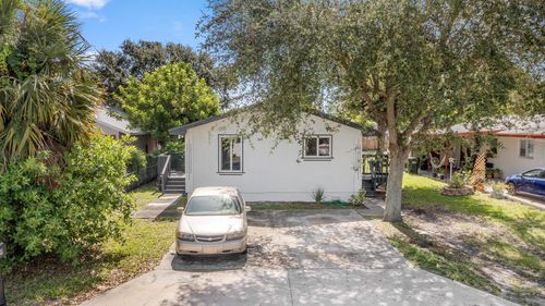 229 Sw 1st Ave, Delray Beach, FL, 33444-3633 | Card Image